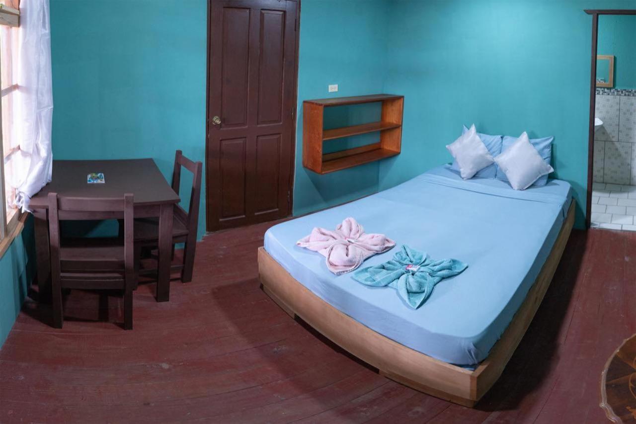 Valerie Emanuel Apartments Bocas Town Ngoại thất bức ảnh