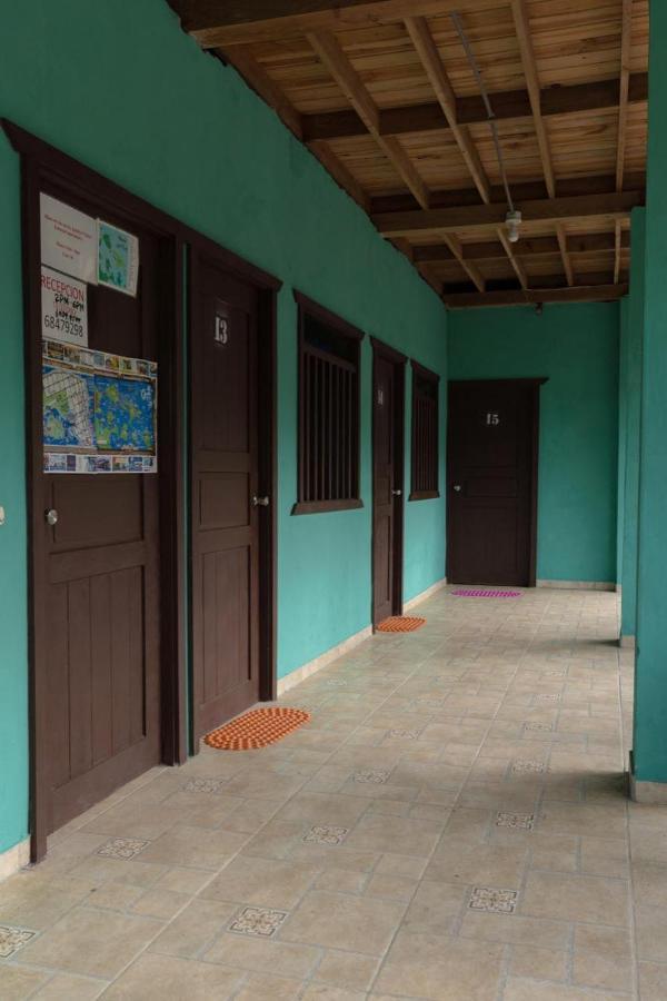 Valerie Emanuel Apartments Bocas Town Ngoại thất bức ảnh