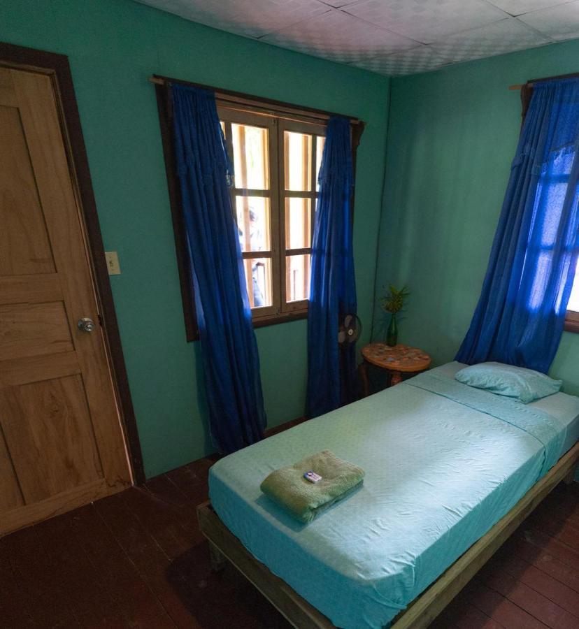 Valerie Emanuel Apartments Bocas Town Ngoại thất bức ảnh