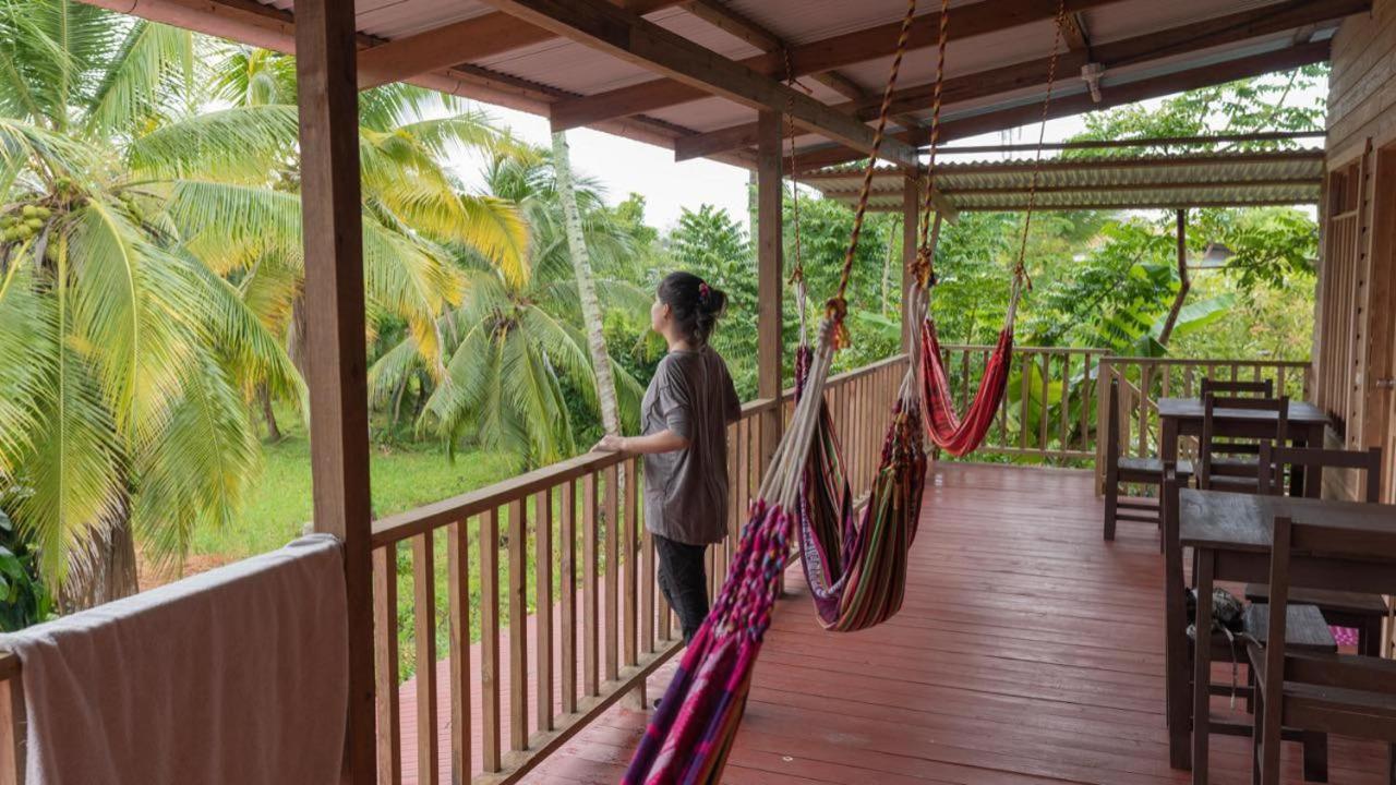 Valerie Emanuel Apartments Bocas Town Ngoại thất bức ảnh