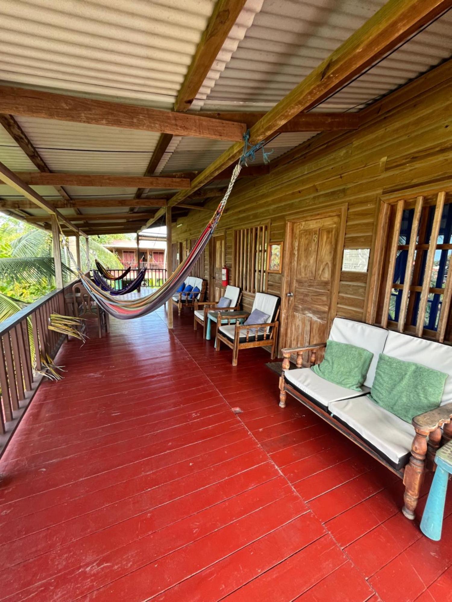 Valerie Emanuel Apartments Bocas Town Ngoại thất bức ảnh