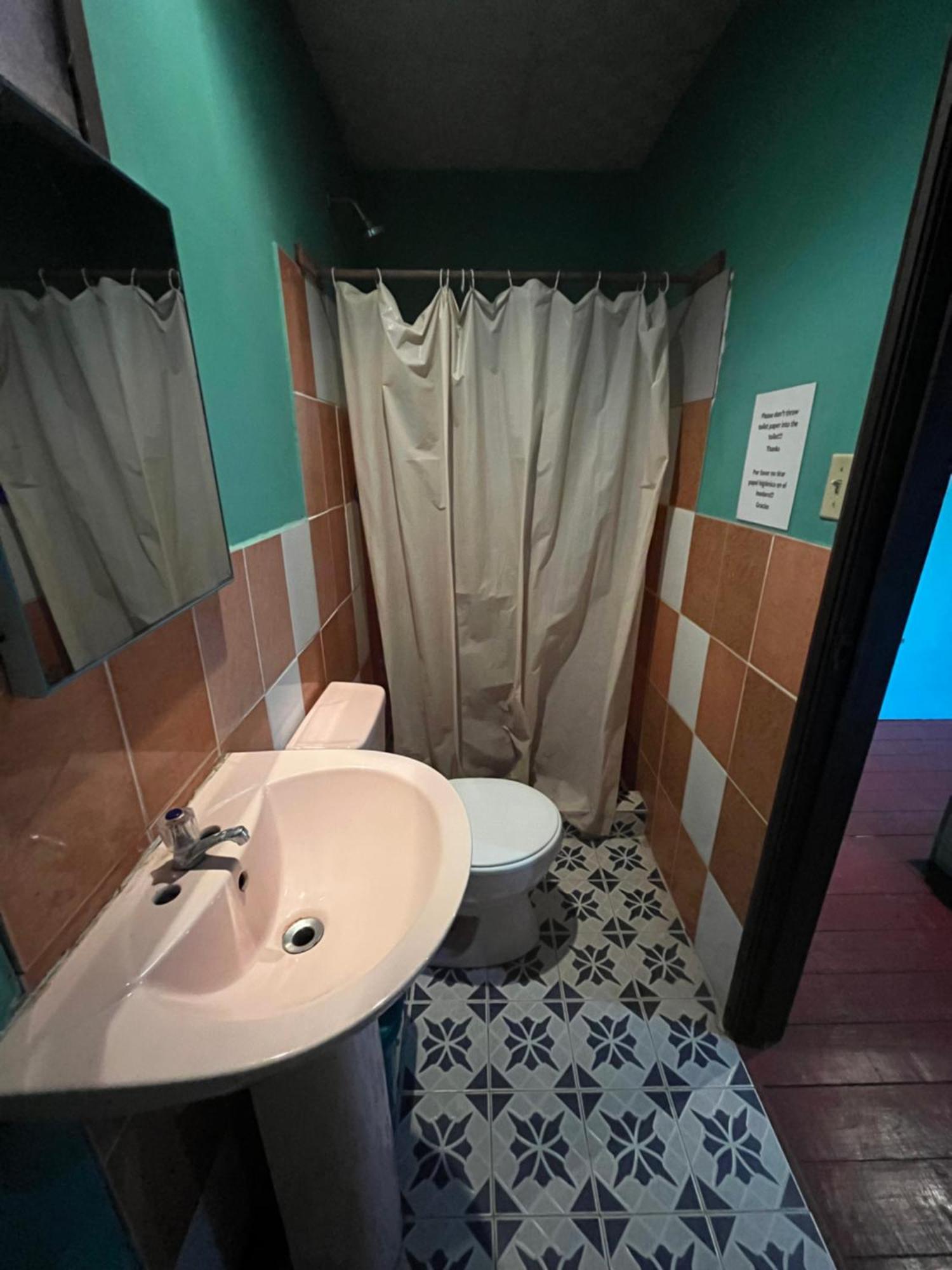Valerie Emanuel Apartments Bocas Town Ngoại thất bức ảnh