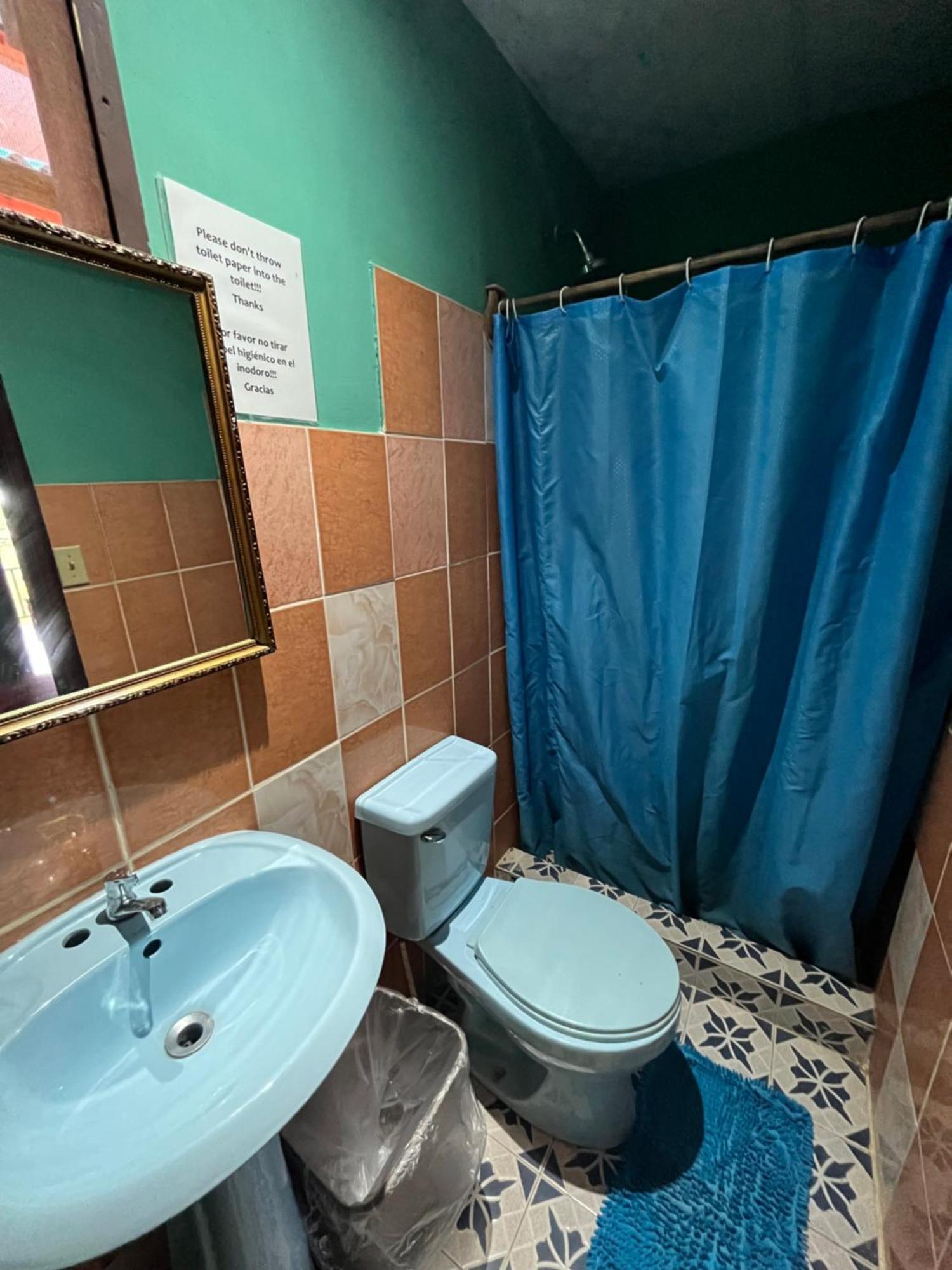 Valerie Emanuel Apartments Bocas Town Ngoại thất bức ảnh