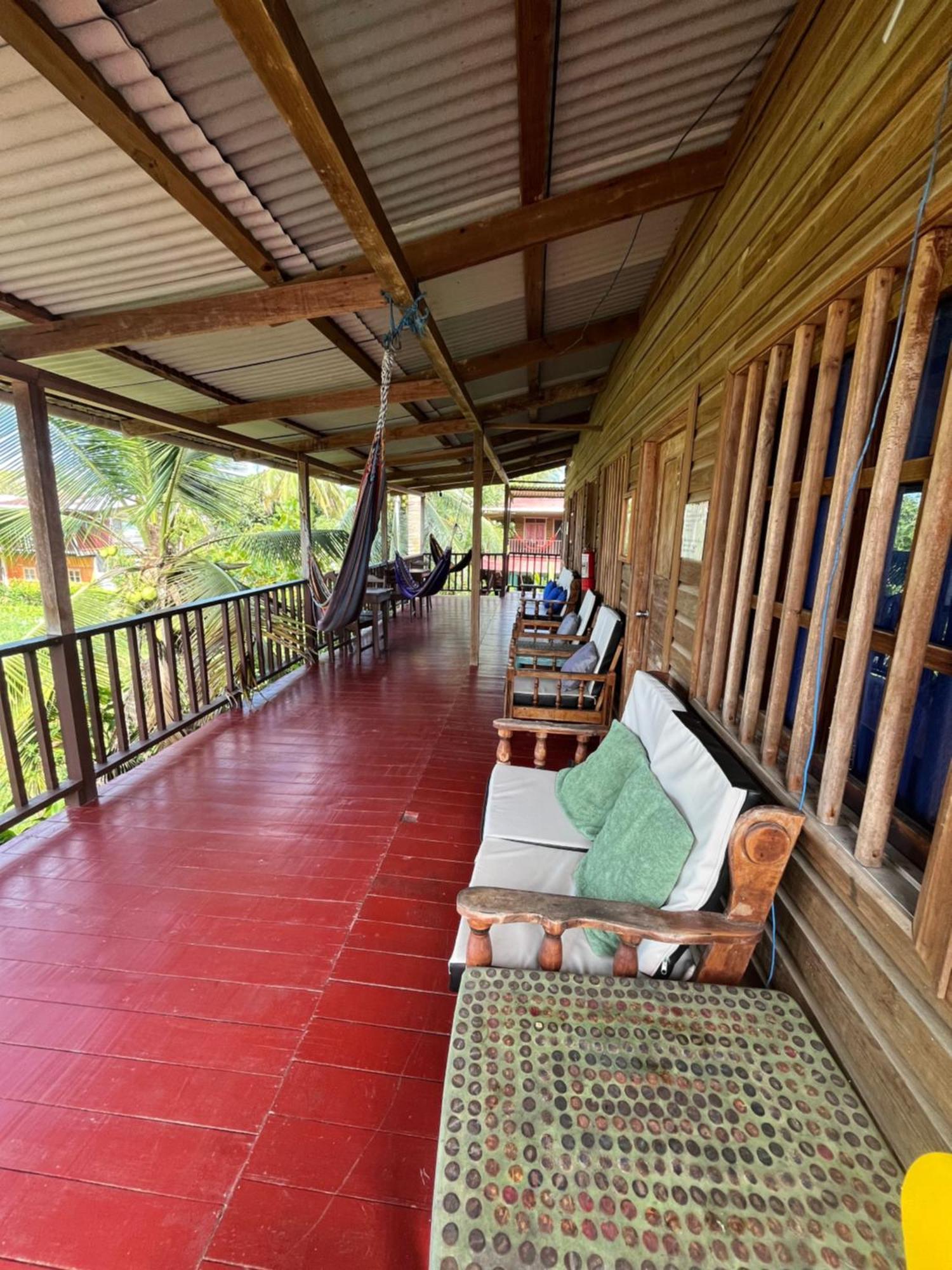 Valerie Emanuel Apartments Bocas Town Ngoại thất bức ảnh