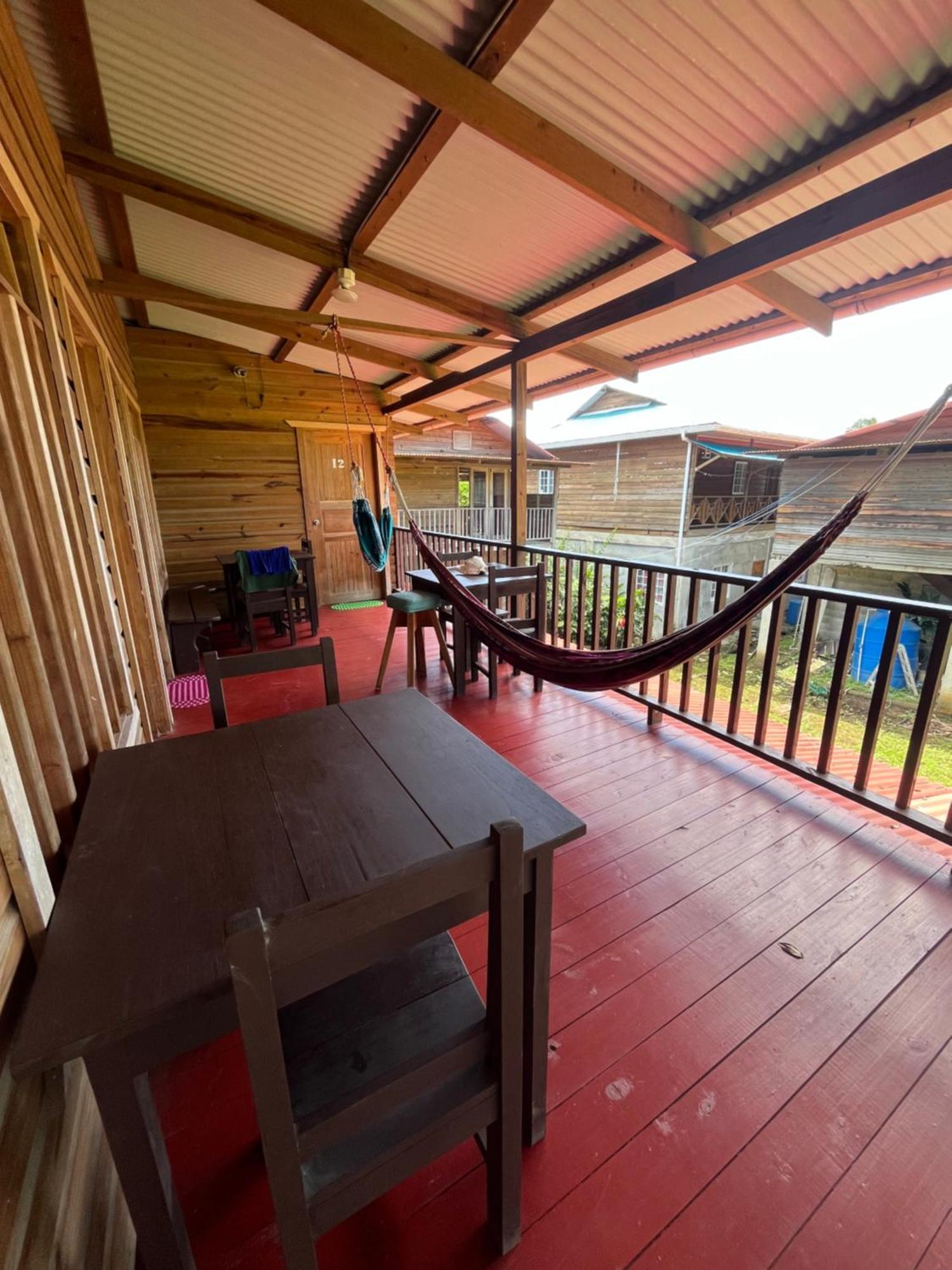 Valerie Emanuel Apartments Bocas Town Ngoại thất bức ảnh