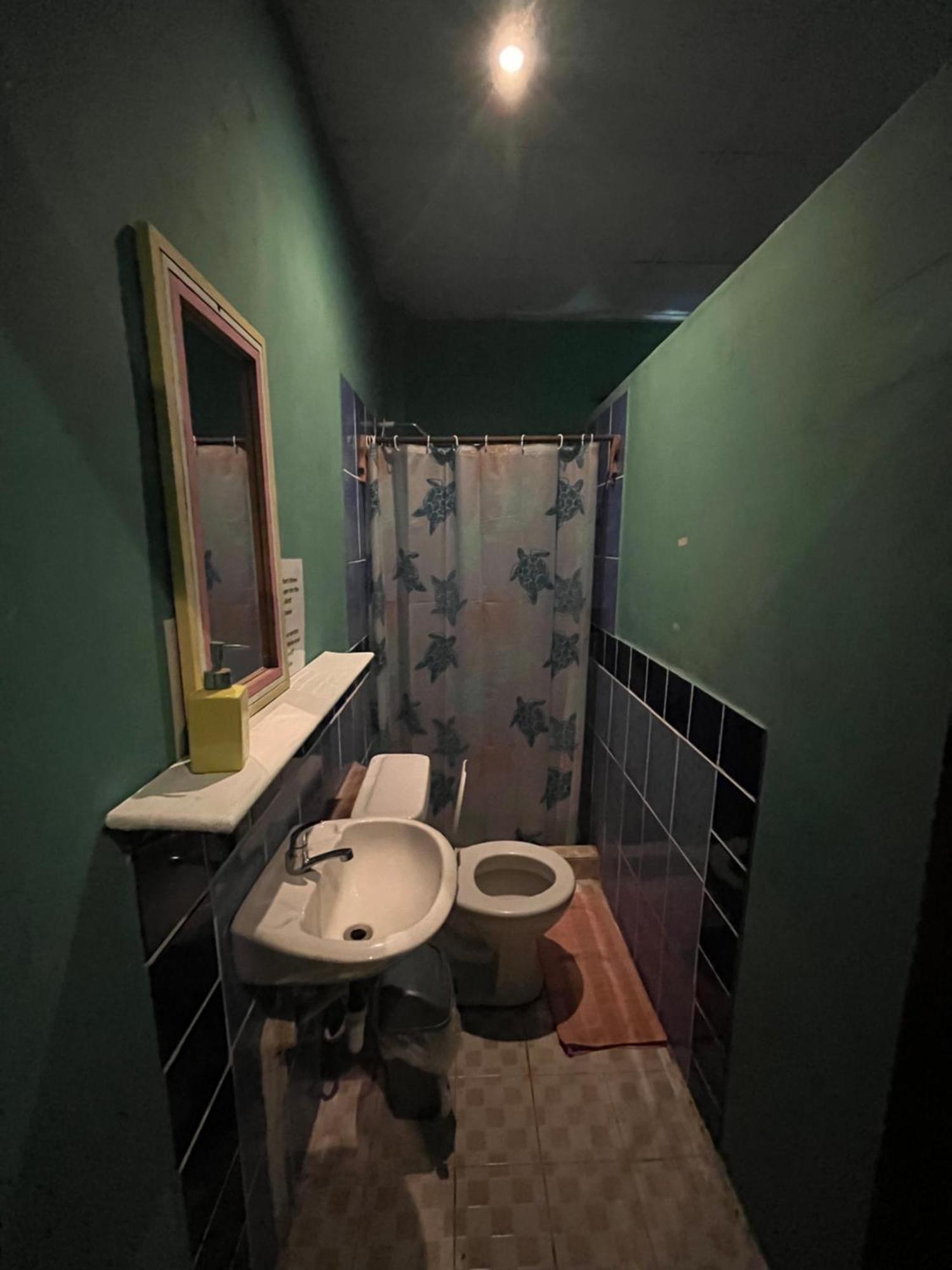 Valerie Emanuel Apartments Bocas Town Ngoại thất bức ảnh