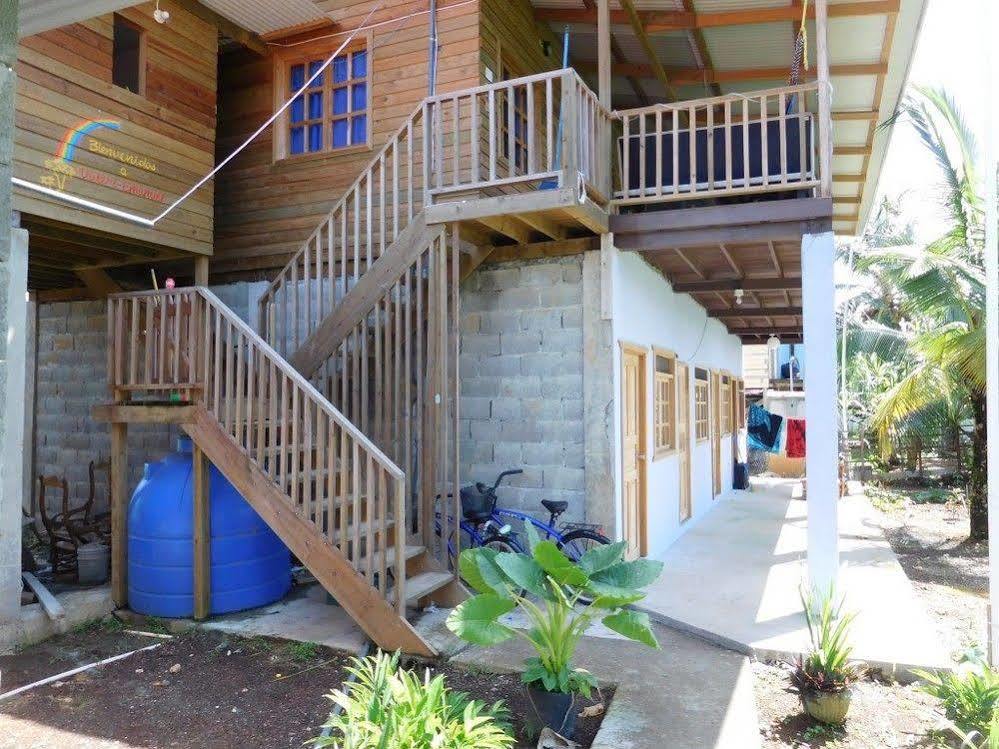 Valerie Emanuel Apartments Bocas Town Ngoại thất bức ảnh